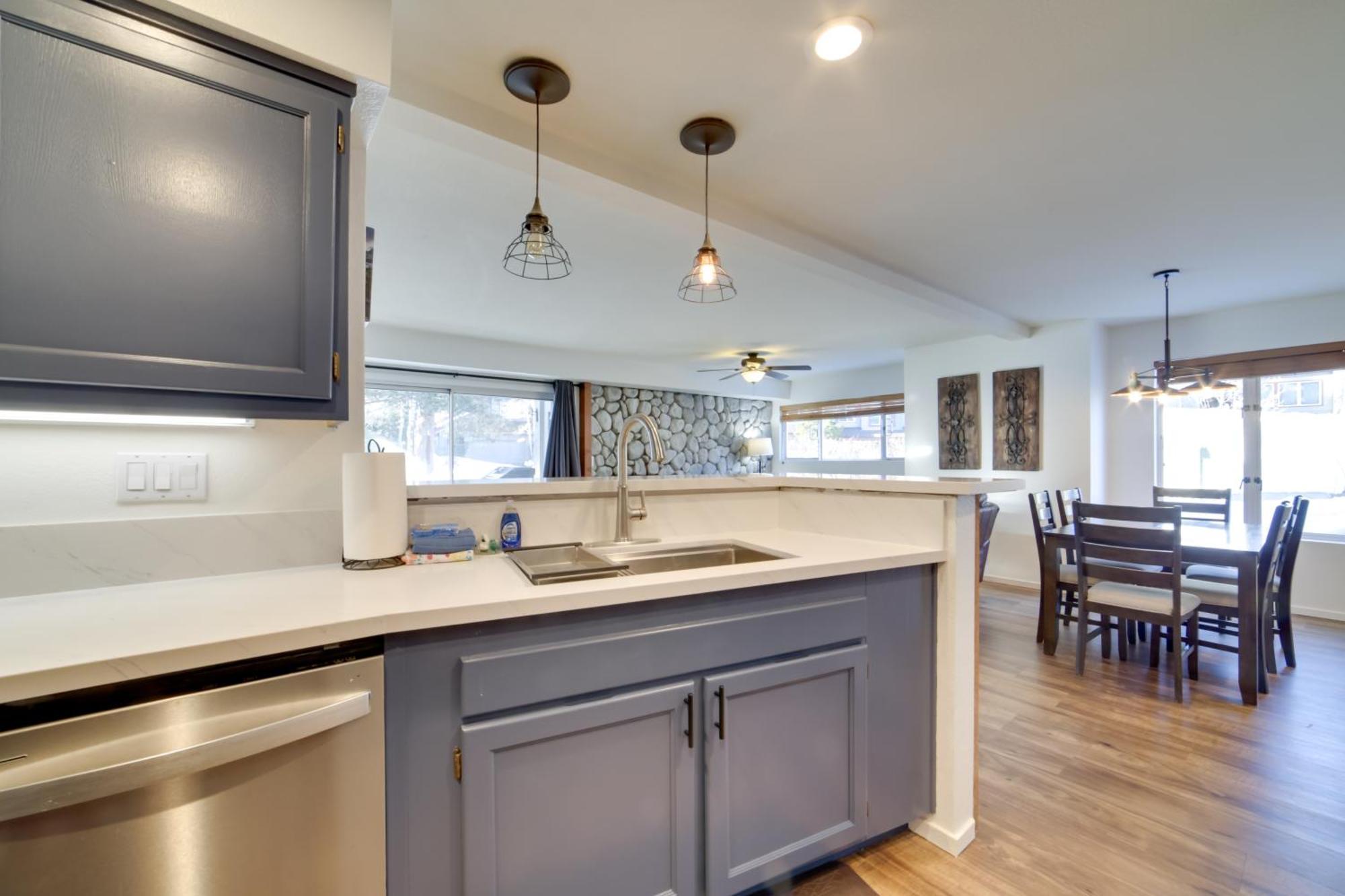 Snowcreek Resort Condo With Deck At Mammoth Mountain แมมมอธ เลกส์ ภายนอก รูปภาพ