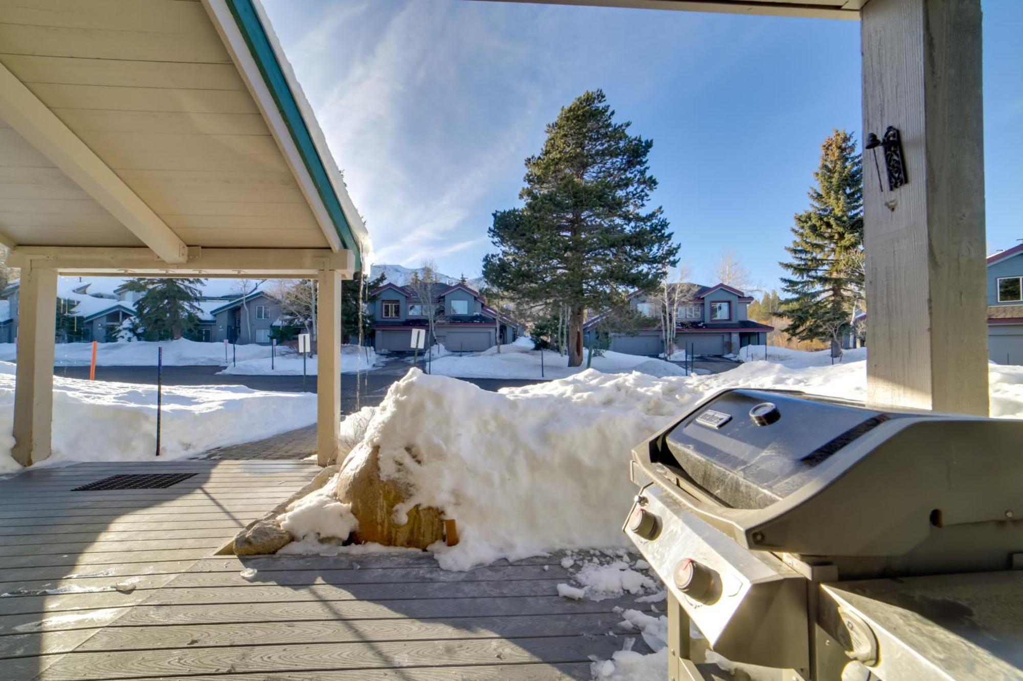 Snowcreek Resort Condo With Deck At Mammoth Mountain แมมมอธ เลกส์ ภายนอก รูปภาพ